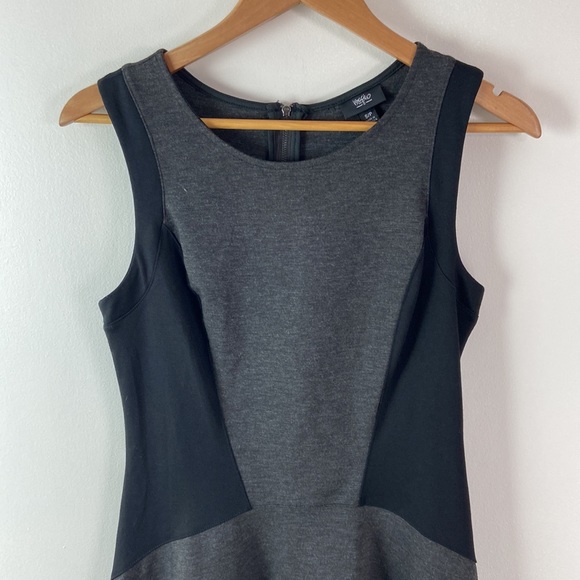 ✨3/$25✨ Mossimo Black & Gray Dress - S - Picture 3 of 7